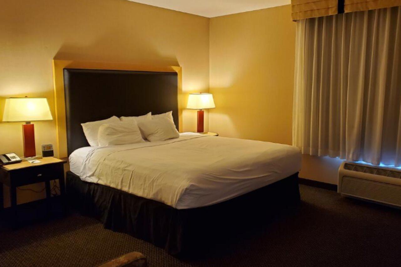 Cambria East Hotel