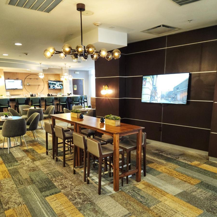 Cambria East 3* Madison
