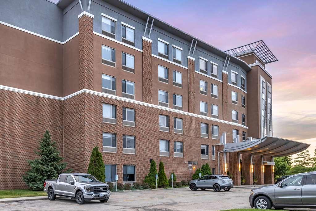 Cambria East 3* Madison
